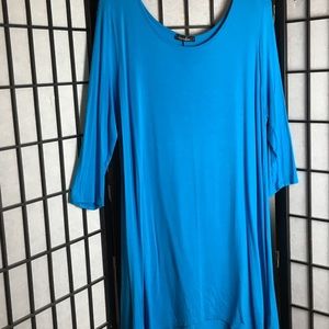 Caralase Dress Sz L shark-bite hem